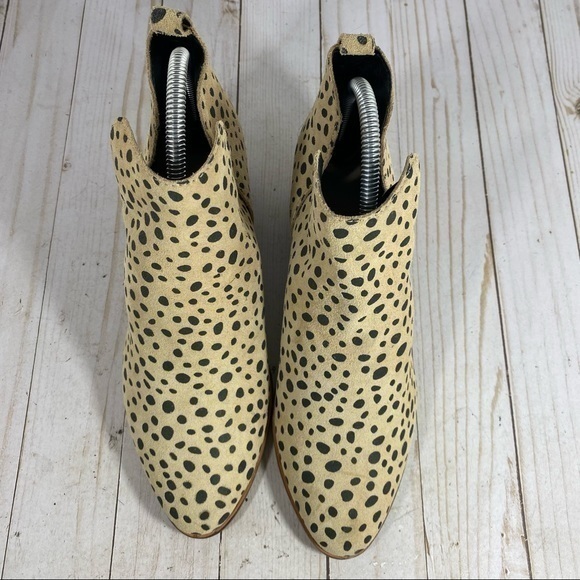 Dolce Vita Kaidie Cream Suede with Black Spots Animal Print Ankle Boots 8 - Picture 3 of 13